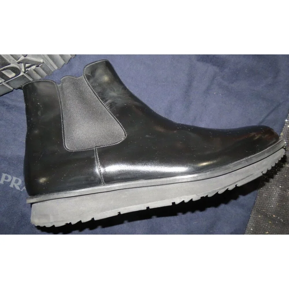 Prada B4L F0002 Black Brushed Spazzolato Italian Leather Chelsea Boot 9  2TE136 - Picture 4 of 8